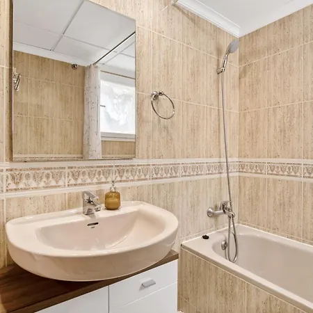 Apartment Clementina Imperial Park